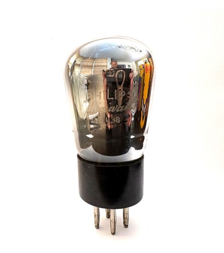 B438 philips miniwatt - b438,